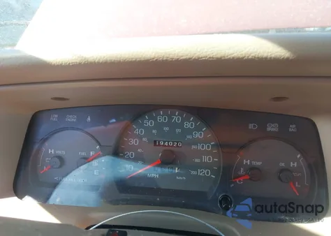 2005 Mercury Grand Marquis Ls/Lse z USA, uszkodzony, nr VIN 2MHFM75W05X631880